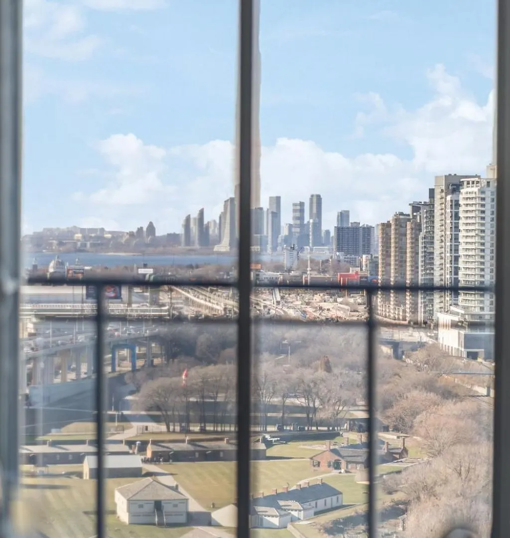 Apartment Elegant Condo, Toronto Views , Cityplace Downtown